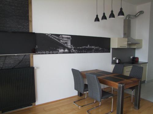 One-Bedroom Apartment image 8