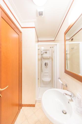 Diana Park Hotel - image 3