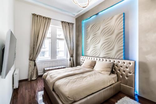 Deluxe Apartment image 1