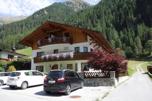 Ferienhaus Inge - Apartment - Sankt Leonhard im Pitztal