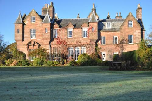 Вхід, Carnell Country Estate & Holiday Cottages in Ayrshire in Hurlford