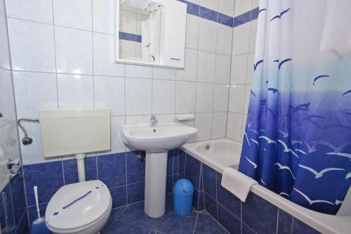 Apartments and rooms by the sea Brela, Makarska - 6056
