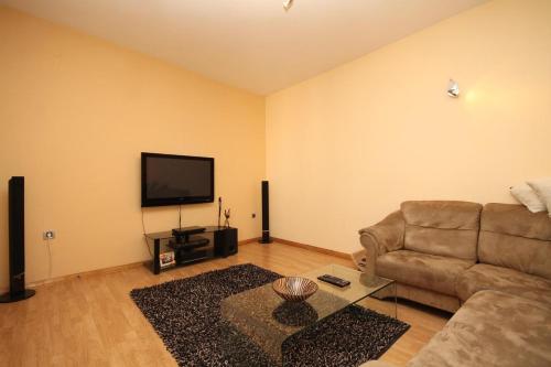 Apartments with WiFi Split - 7563, Split (photo 4)