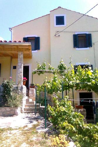 Seaside holiday house Miholascica Cres - 8073 