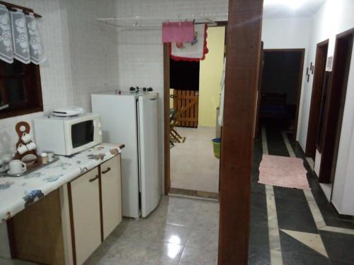 Casa do Paulo, parte de cima, 2 quartos, praia mococa