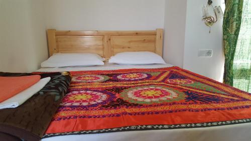 1 queen bed