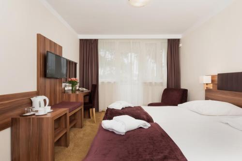 2 twin beds