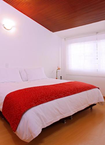 3 twin beds