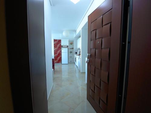 Diamond Apartments in 아기오스 콘스탄티노스 (프티오티다)