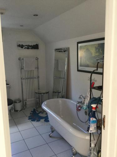 Hurstbourne in แคมเบอร์เลย์