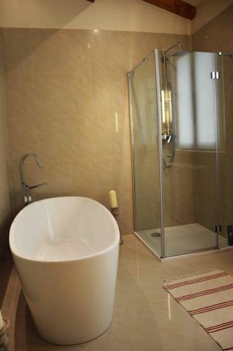  Luxury Villa with a Private Pool in Castiglion Fiorentino