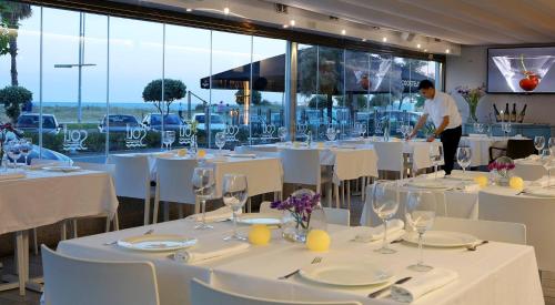 ห้องอาหาร, อพาร์ตโฮเต็ล โซลิเฟมาร์ (Aparthotel Solifemar) in คาสเทลล์เดเฟลส์
