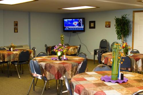 Ēdiens un dzērieni, Cottonwood Inn & Suites in Phillipsburg (KS)