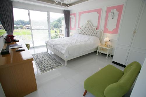 Xianel Vacation Chateau in Okrožje Dahu