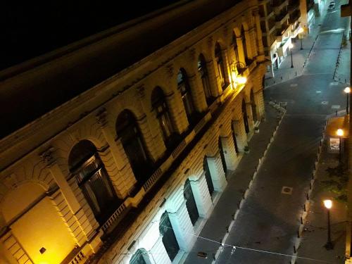 Apartamento El Circulo near Estacion Pellegrini Resto Bar