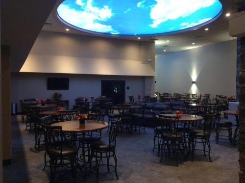 Boarders Inn & Suites by Cobblestone Hotels - Grand Island - image 5