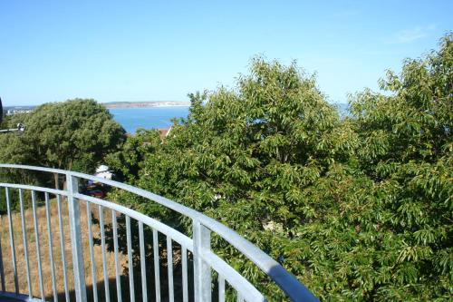 Highlands Apartment 4 - image 8