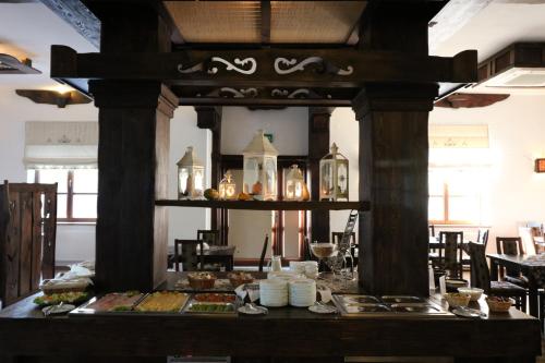 Restorāns, Hotel Marzanna in Niedrzwica Kościelna