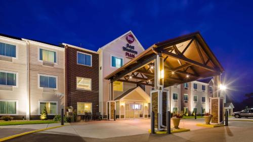 BEST WESTERN Plus Menomonie Inn & Suites BEST WESTERN Plus Menomonie Inn & Suites