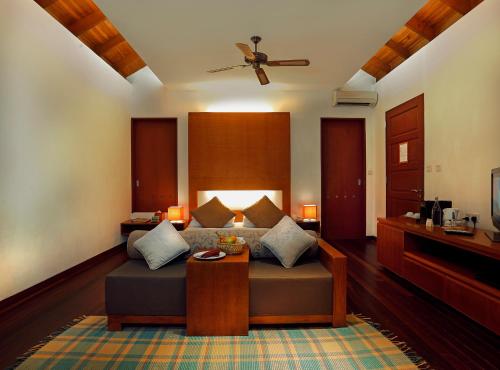 Water Villa image 8