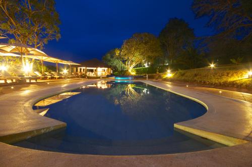 Swimming pool, Aberdare Country Club in Mweiga