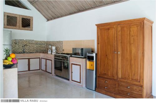 Three-Bedroom Villa image 2