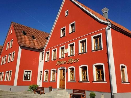 Hotel-Gasthof Rotes Roß - Markt Einersheim