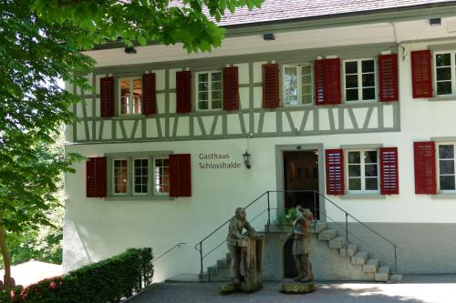  Gasthaus Schlosshalde, Pension in Winterthur