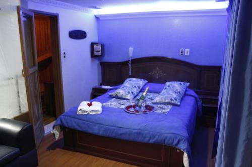 Motel Piramides De Cristal – Bogota, NY