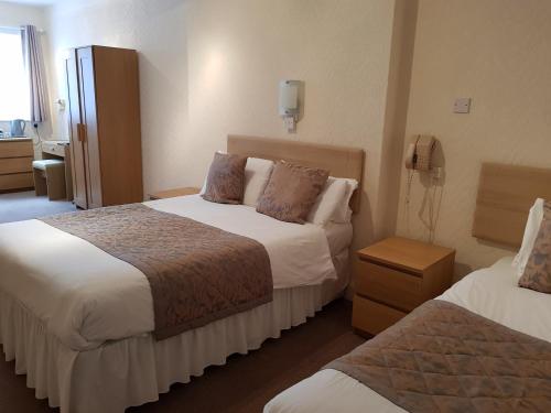 Burley Court Hotel - image 14