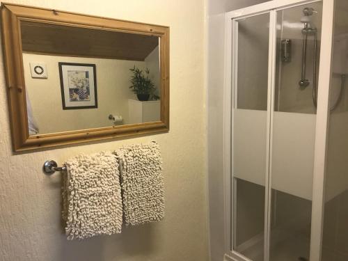 Cornerways Guest House - image 10