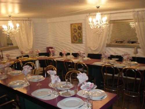 Banquet hall, Hotel Getliin in Saku
