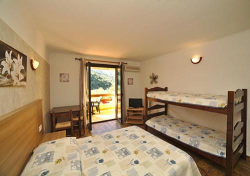 Residence Cabanaccia in Serjēra