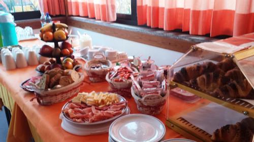 餐飲選擇, Albergo Ristorante Lavedo in 蘭諾