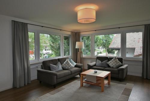 One-Bedroom Apartment image 8