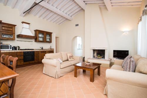2 bedrooms, 2 beds