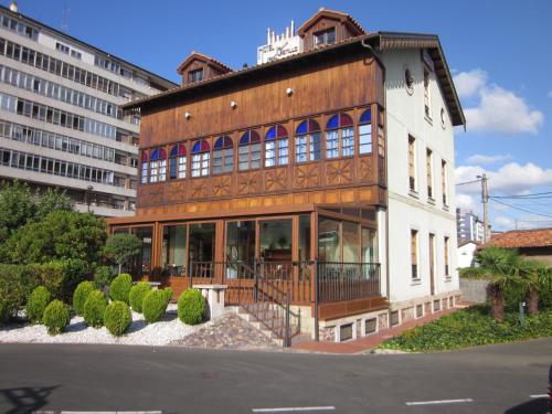 . Hotel Castillo de Gauzón