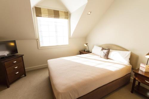 Russell Cottages — Photo 5