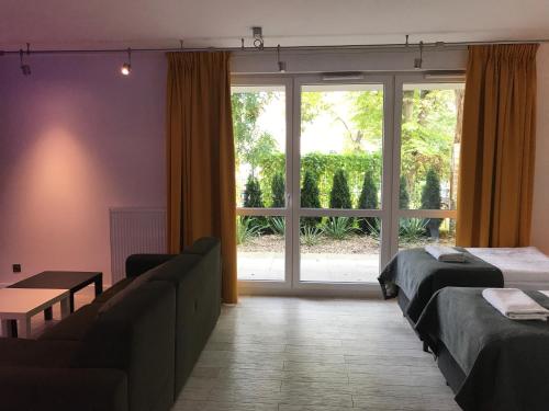 La Petite Apartments - image 3