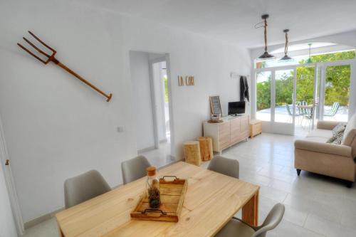 Faciliteiten, Masia Cal Ros in S'Agaro