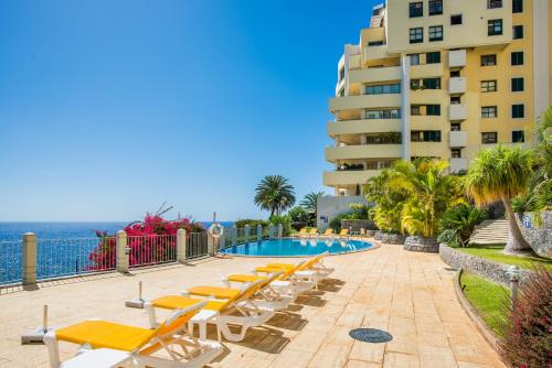 The Cliff Side Apartment 3