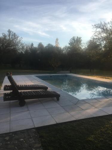 Iekārtas, Enkel Cabanas in José de la Quintana