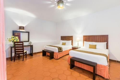 2 double beds