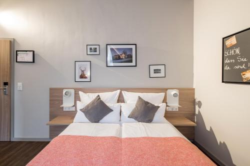 stattHotel Weimar - image 2