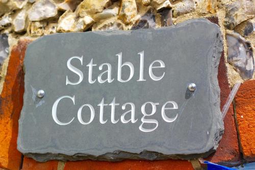 Romantic Flint Cottage on the Suffolk Coast