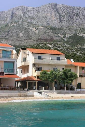 A szálláshely kívülről, Apartments by the sea Drvenik Donja vala, Makarska - 8807 in Drvenik
