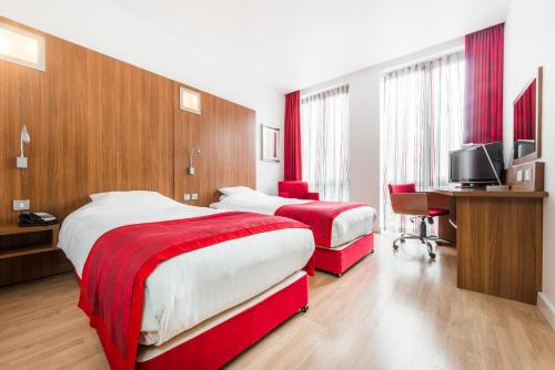 Ramada Encore by Wyndham Leicester City Centre Room Type - Twin Room