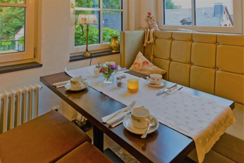 餐飲選擇, 利普曼克洛斯達伯格酒店 (Hotel Lipmann "Am Klosterberg") in 拜爾施泰因