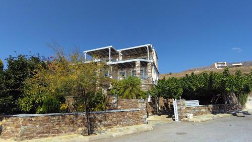  Aeolia Villas in Karystos
