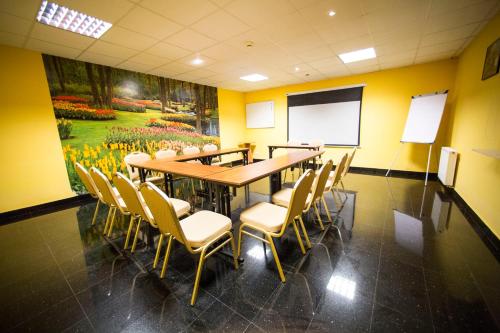 Hotel Roko - image 8